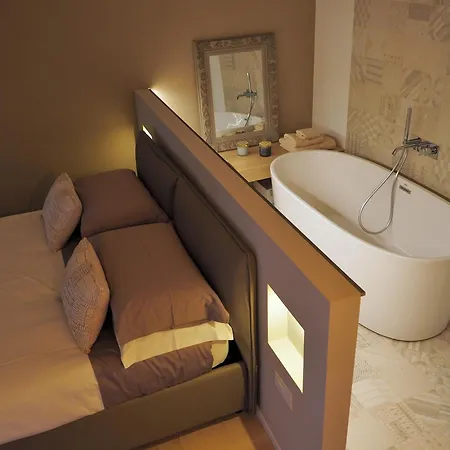 Parolin * ماروستيكا